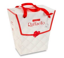 Цукерки шоколадні FERRERO ROCHER RAFFAELLO Сумочка 230г